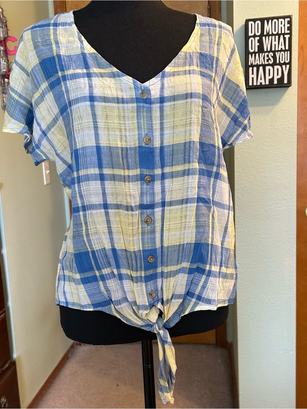 Natural Reflections blue yellow white plaid short sleeve button down front tie S